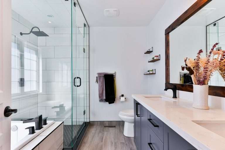How You Can Save Money on a Bathroom Remodel